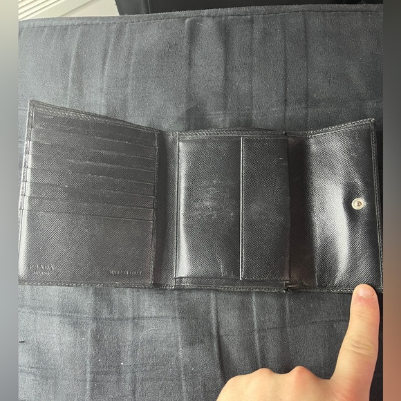 Authentic PRADA Bi Fold TESSUTO Nylon Saffiano Leather Wallet Black - Picture 2 of 10